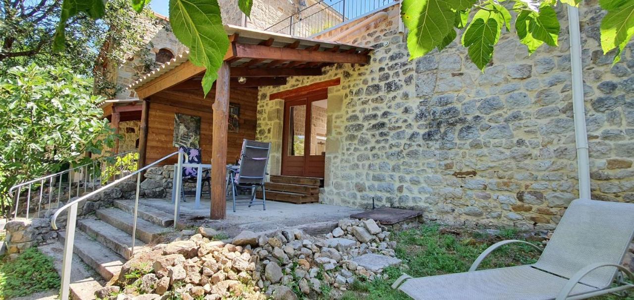 Mas Le Corbery Apartment Largentiere Bagian luar foto