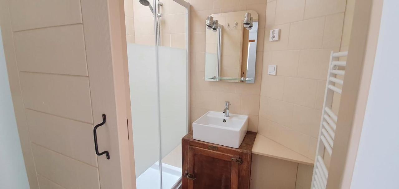 Mas Le Corbery Apartment Largentiere Bagian luar foto