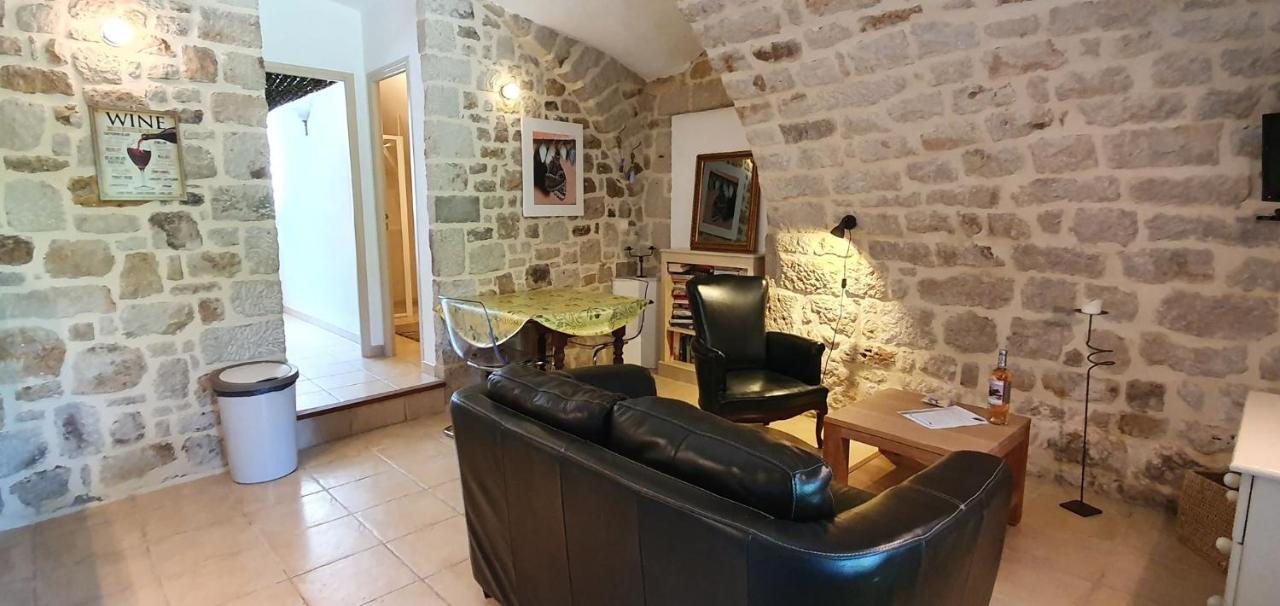 Mas Le Corbery Apartment Largentiere Bagian luar foto