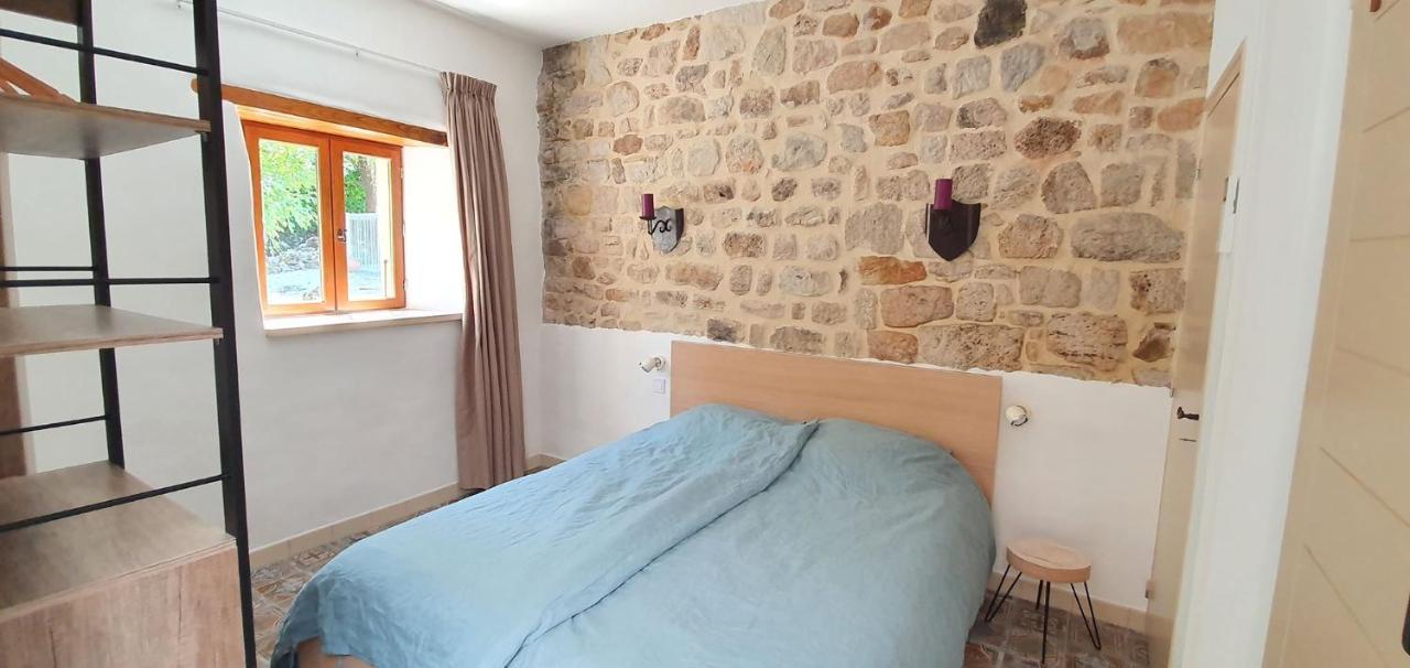 Mas Le Corbery Apartment Largentiere Bagian luar foto