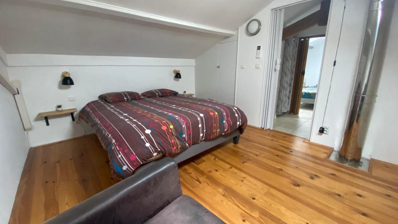 Mas Le Corbery Apartment Largentiere Bagian luar foto