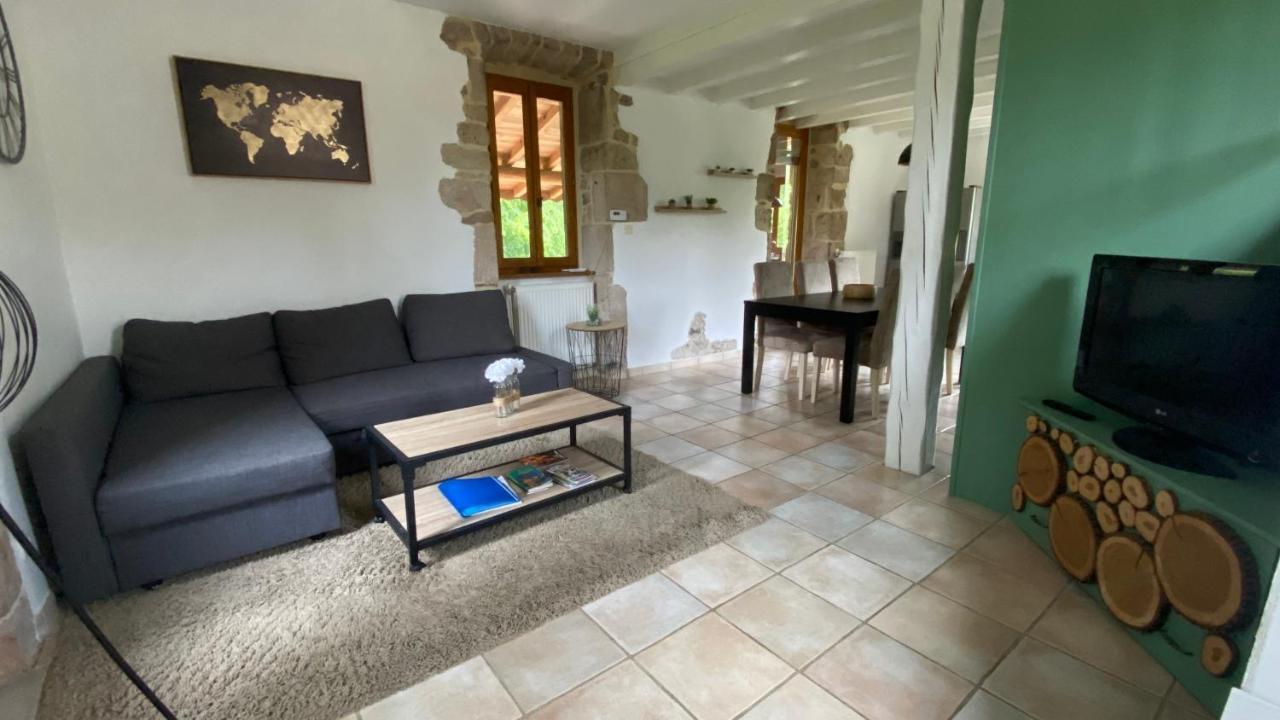 Mas Le Corbery Apartment Largentiere Bagian luar foto
